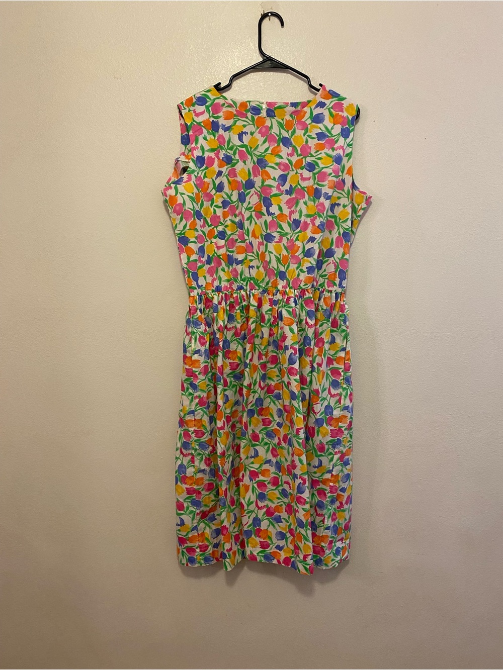 Sleeveless Multicolor Floral Day Dress